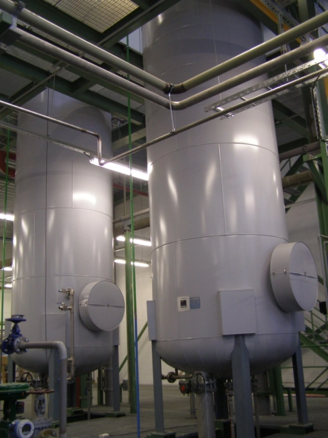 Värvitud kuumtsingitud teras